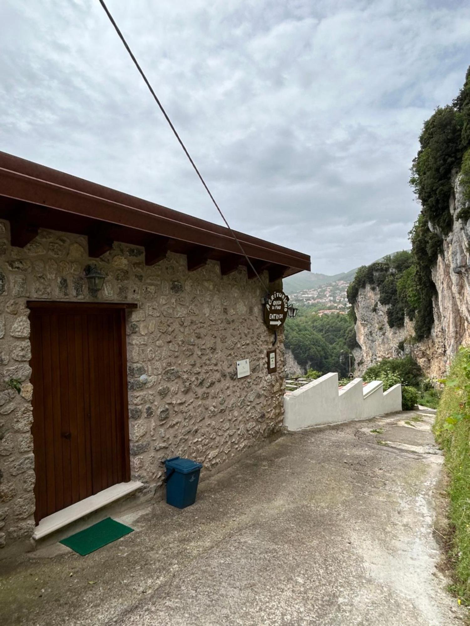 Agriturismo Orrido Di Pino Agerola Luaran gambar