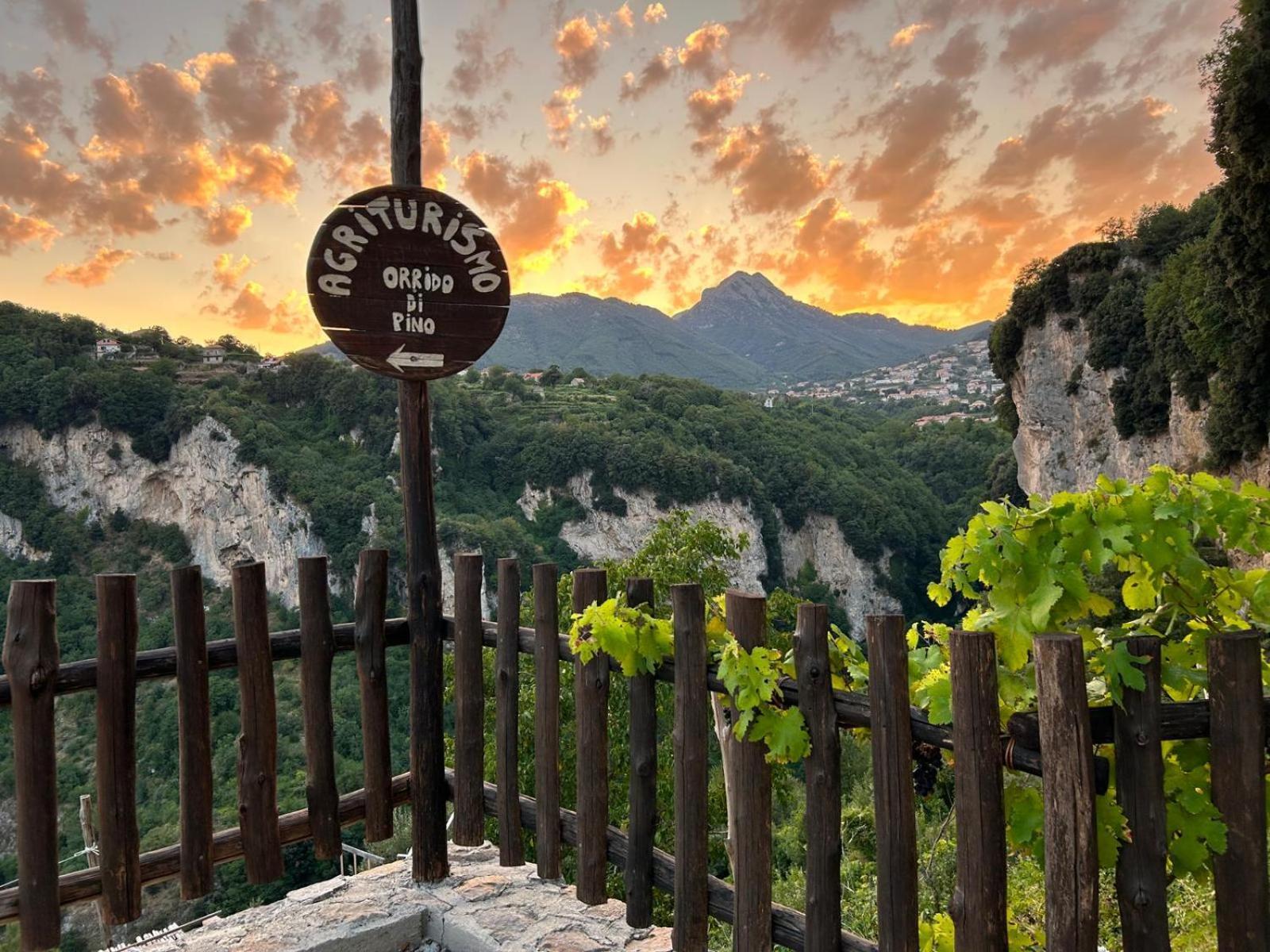 Agriturismo Orrido Di Pino Agerola Luaran gambar